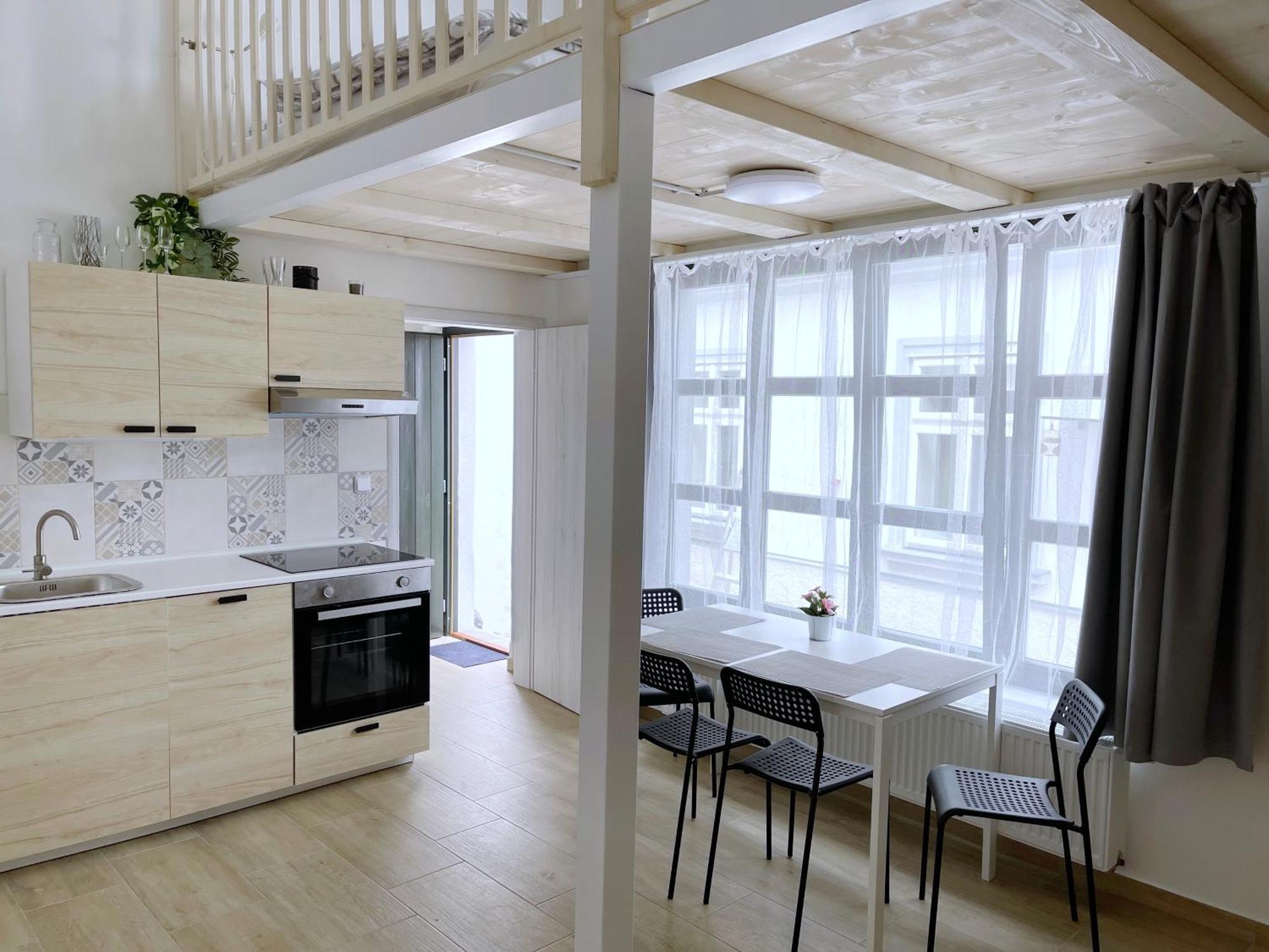 Comfortable Apartments Under The St. Barbara'S Cathedral กุตนาฮอรา ภายนอก รูปภาพ